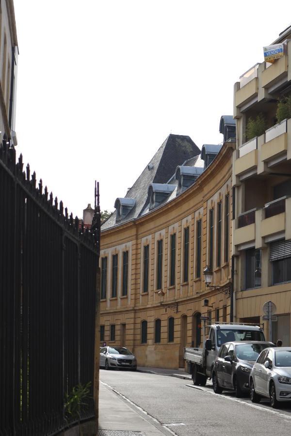 Grand Studio Tout Confort Au Coeur Du Centre Ville Metz Buitenkant foto